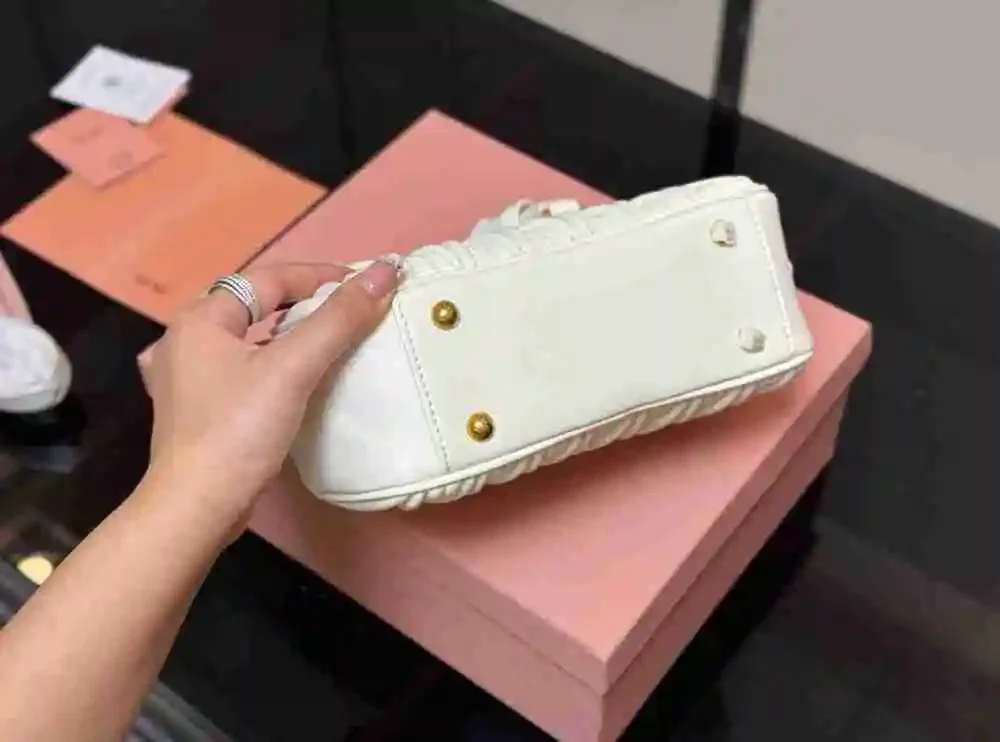 💎Miu Miu White Matelassé Logo Mini Top Handle Zipper Handbag